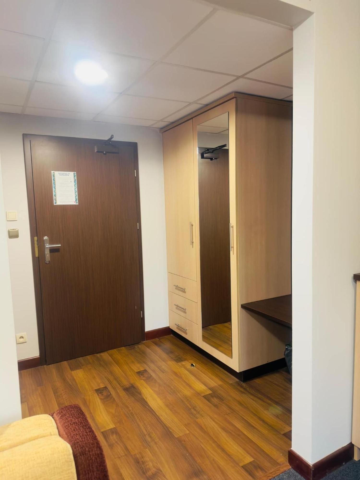 Magiczna Farma Hotel Obiady Maka I Magia Zambrow Luaran gambar